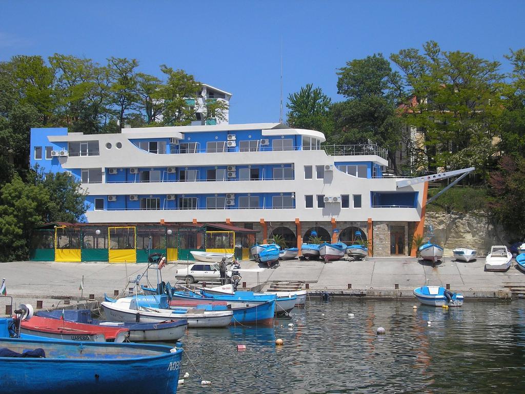 Ribarska Sreshta Family Hotel Tsarevo Εξωτερικό φωτογραφία